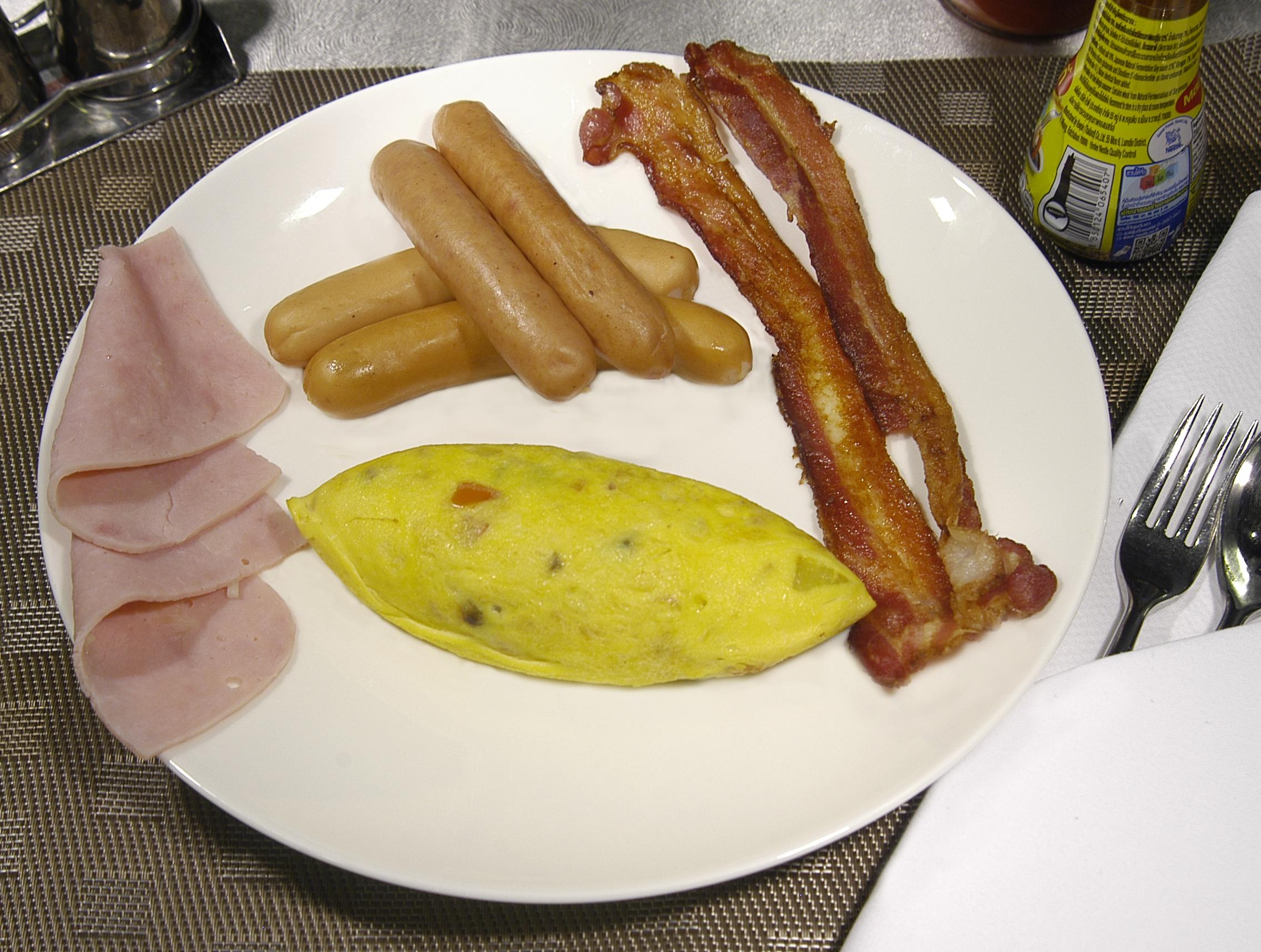 Triple Two Silom Hotell Bangkok Eksteriør bilde
