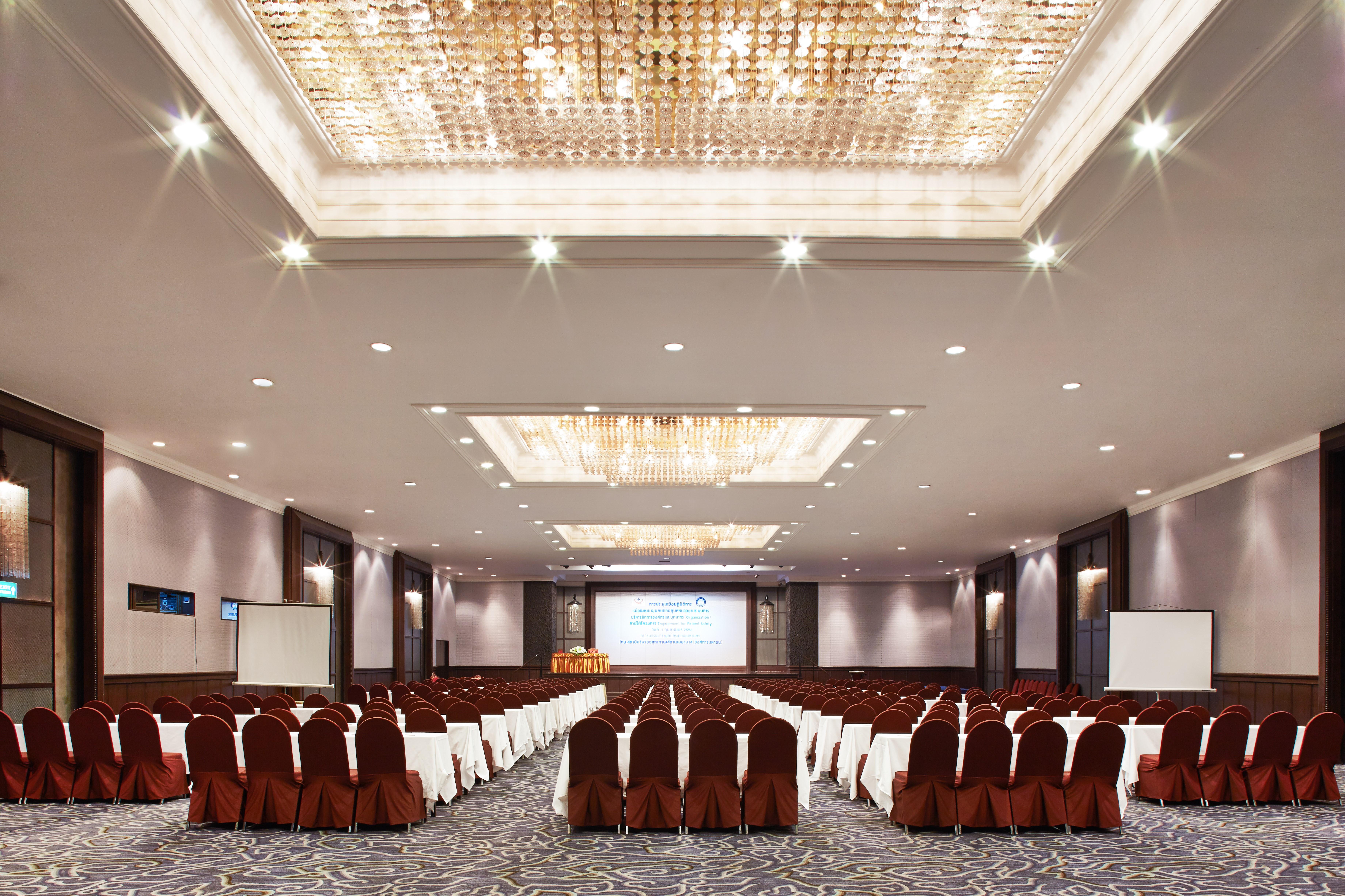 Triple Two Silom Hotell Bangkok Eksteriør bilde